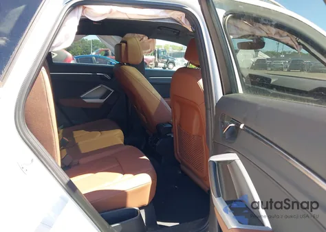 2023 Audi Q3 Premium 45 Tfsi S Line Quattro Tiptronic z USA, uszkodzony, nr VIN WA1DECF31P1032007